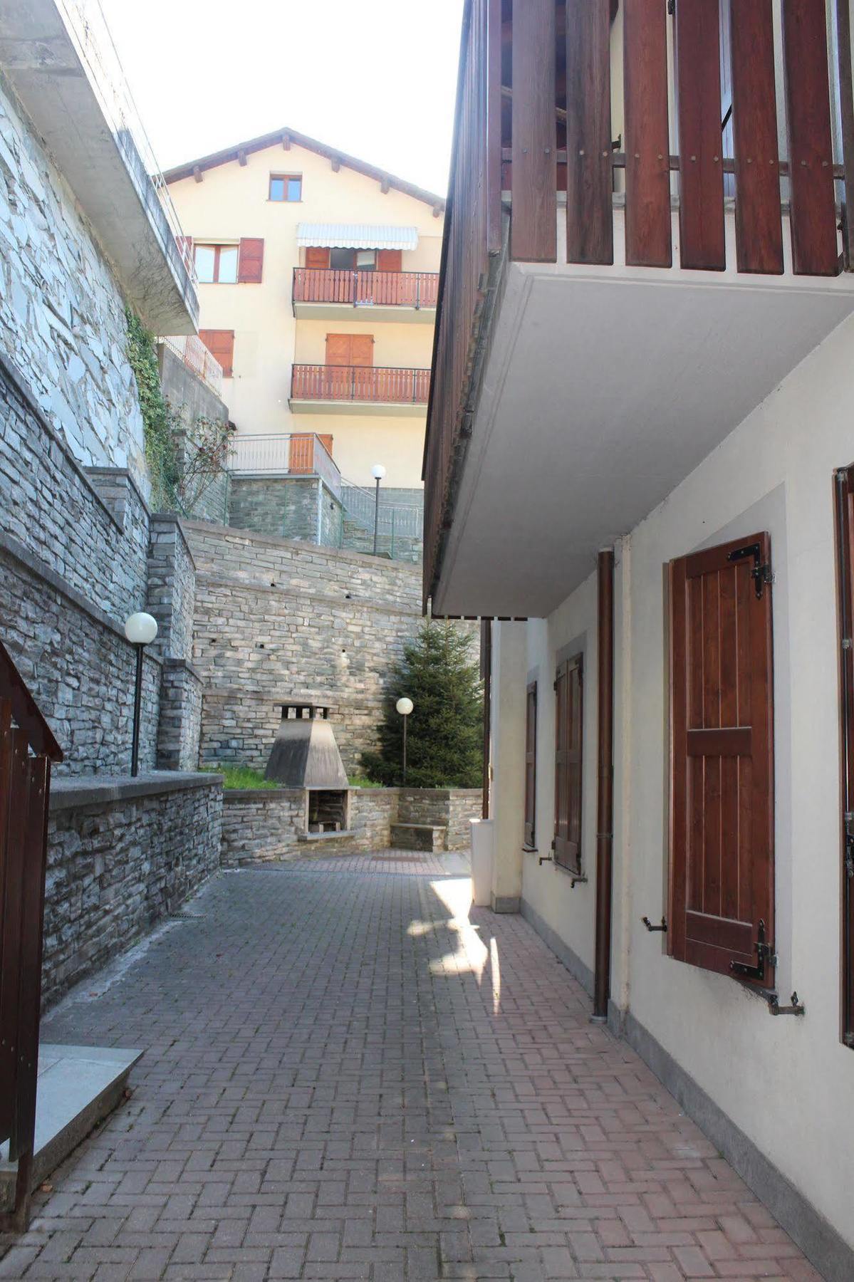 Lanterna Apartments Chiesa in Valmalenco Exterior photo